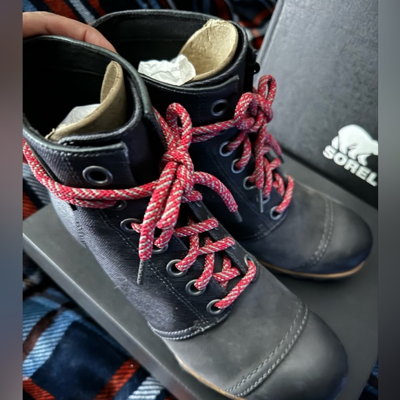 Sorel Brand PDX Lace Up Wedge Moto Ankle Boots Lexie Wedge Grey Quarry, 9.5 - Picture 12 of 13
